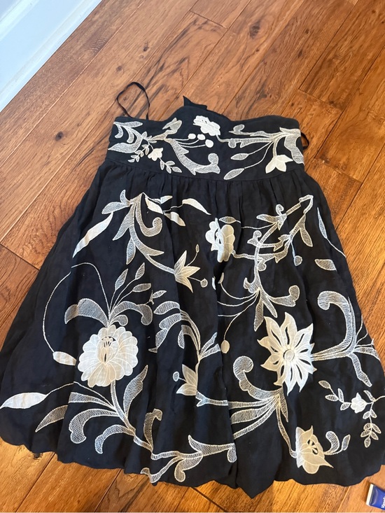 Anthropologie Dresses & Skirts - Black Bubble Dress with White Floral Embroidery - Maeve
